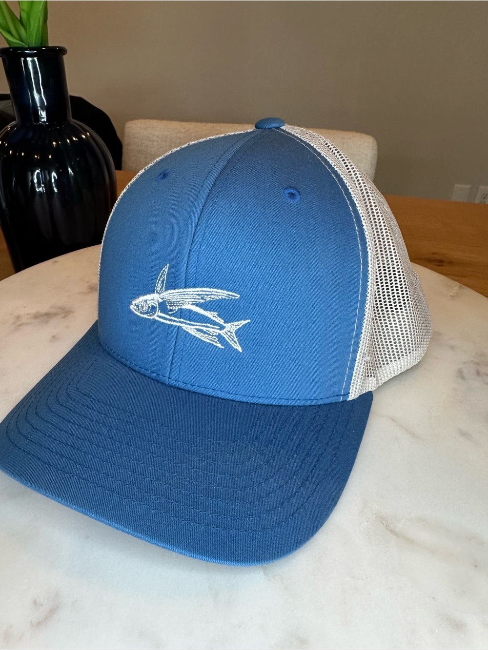 Men’s fishing hat flying fish new